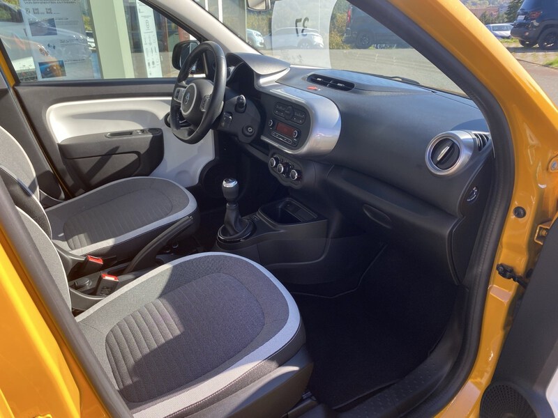 Fahrzeugabbildung Twingo 1.0 SCe 65 ZEN Bild 12 von 16