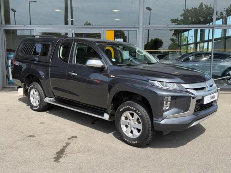 Mitsubishi L200 Club CAB