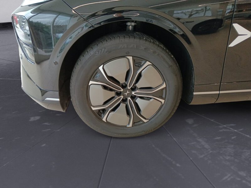 Xpeng G9