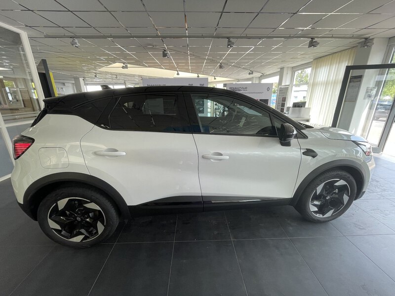 Fahrzeugabbildung Captur II 1.0 TCe 90 Techno Bild 8 von 49