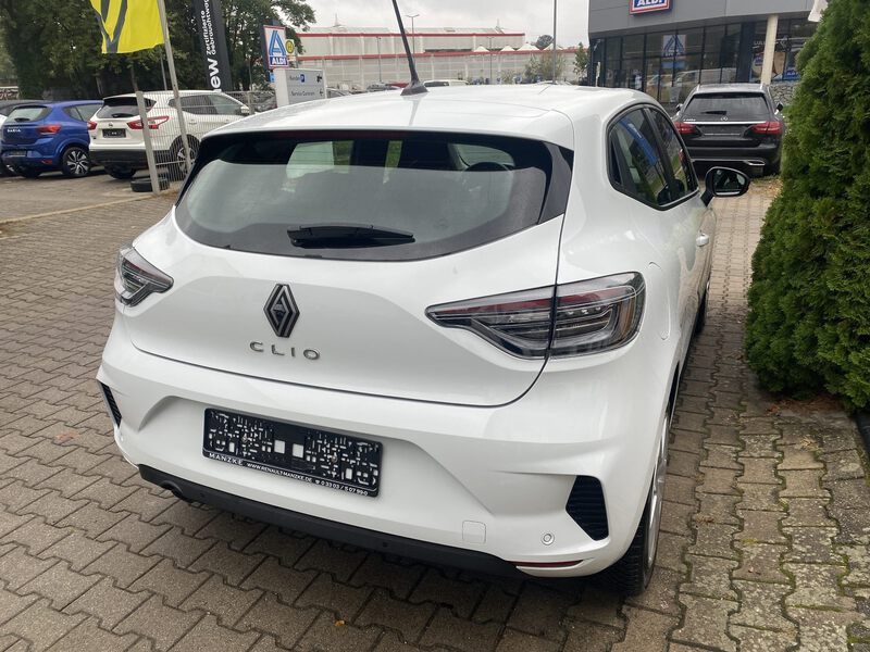 Fahrzeugabbildung Clio V Bild 4 von 19