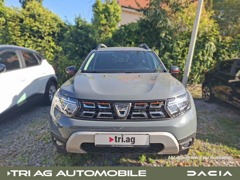 Fahrzeugabbildung Duster TCe 150 EDC 2WD Extreme Bild 2 von 26