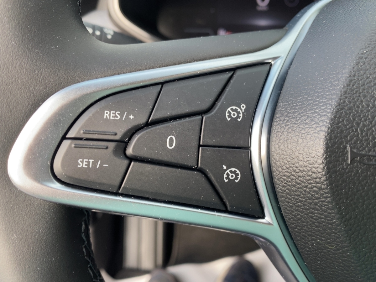 Renault Clio – Bild 18