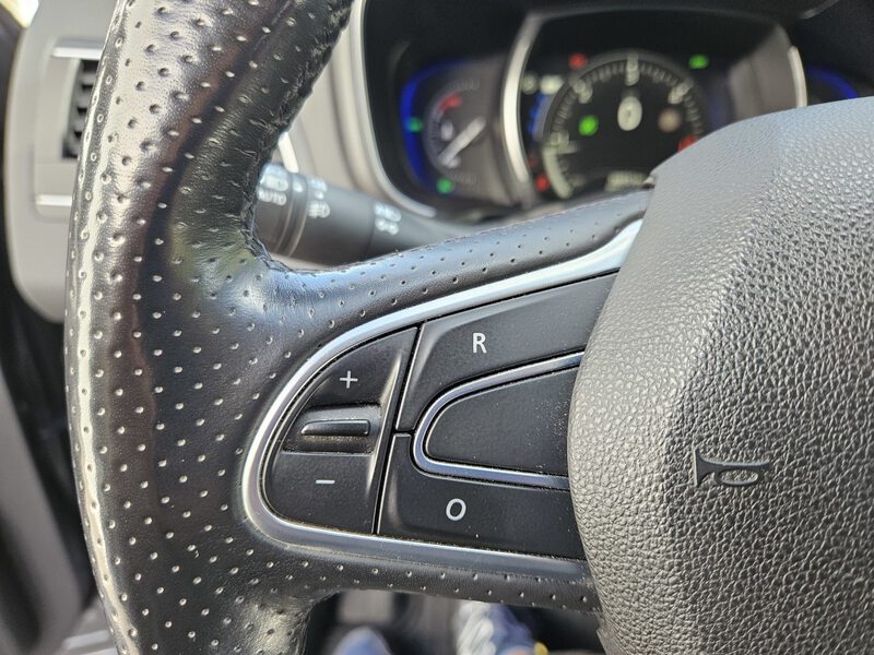 Fahrzeugabbildung Koleos 4WD X-tronic Bild 13 von 28