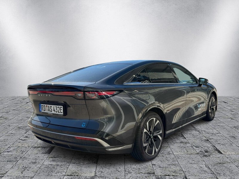 Mazda 6e