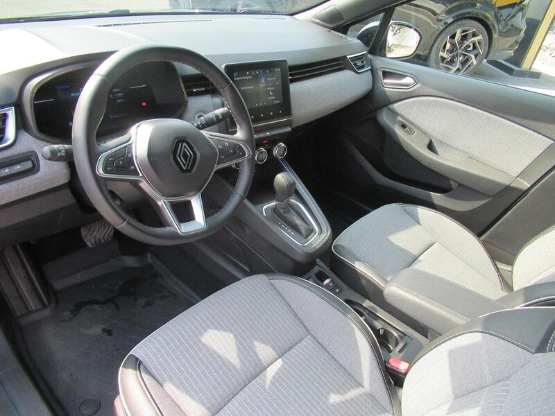 Renault Clio V