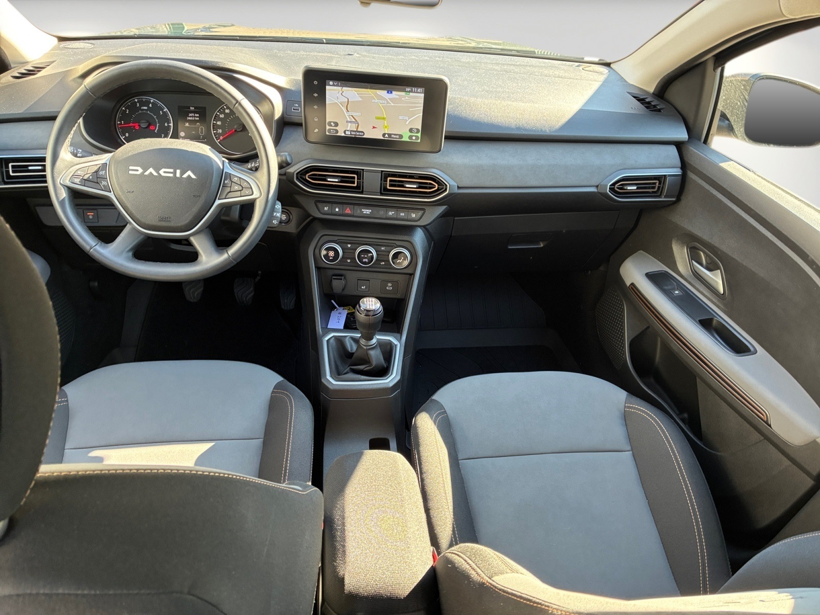 Dacia Sandero – Bild 9