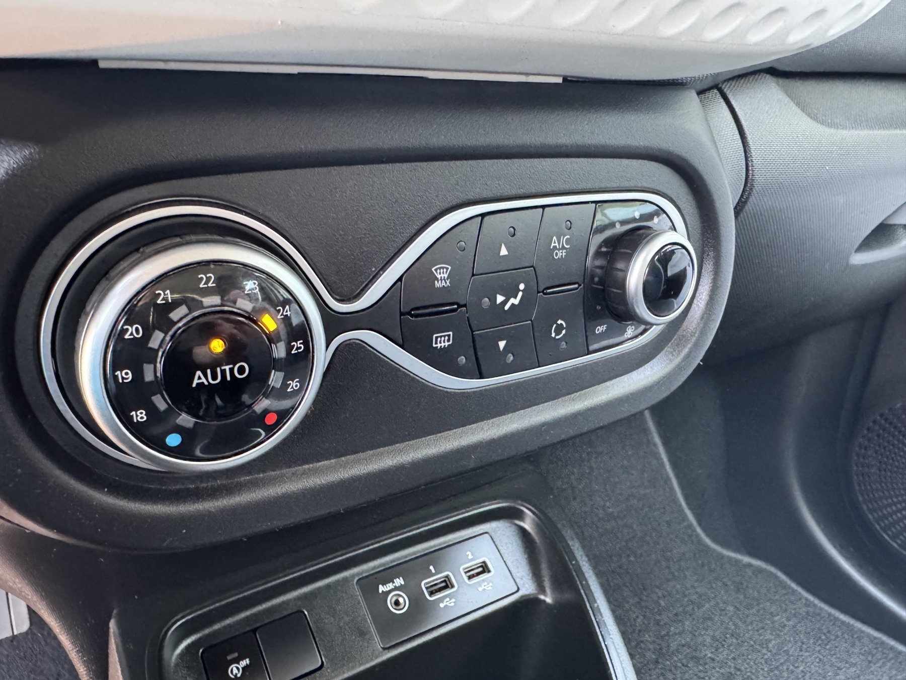 Renault Twingo – Bild 11