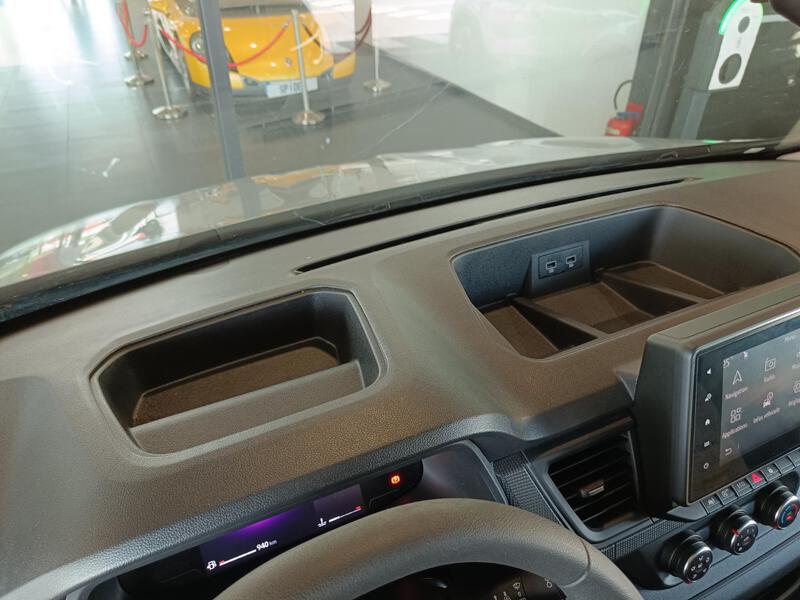 Renault Trafic Combi