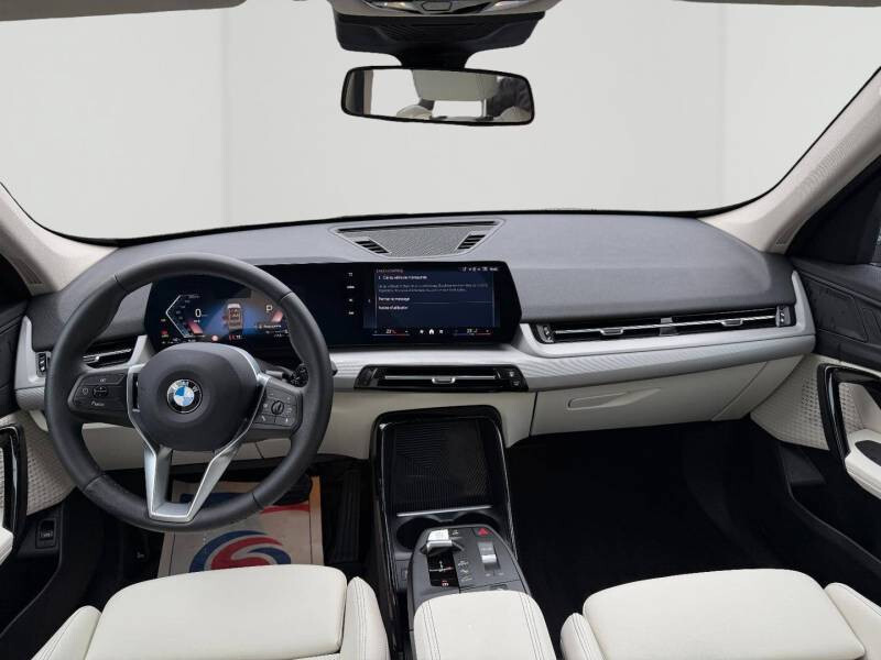 BMW X1 U11