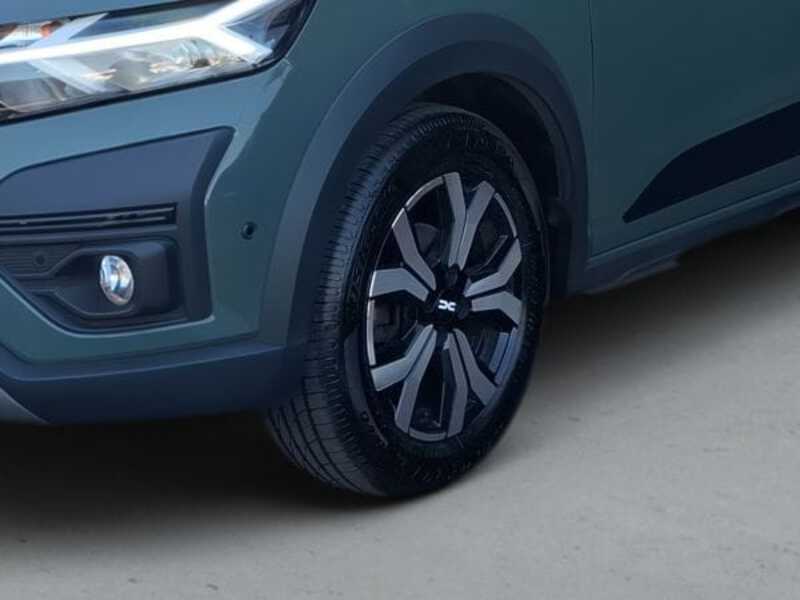 DACIA Sandero 1.0 TCe 110cv Stepway Expression — photo 4