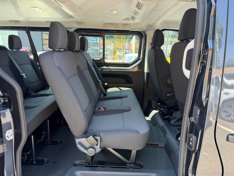 Renault Trafic Combi