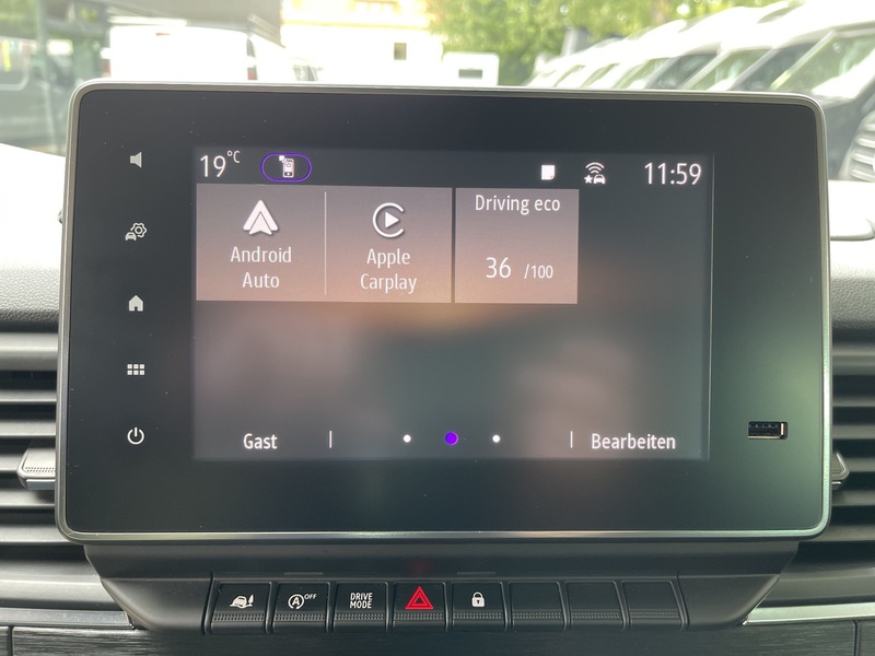 Fahrzeugabbildung Trafic Grand Combi Entry dCi 170 PS EDC Bild 40 von 41