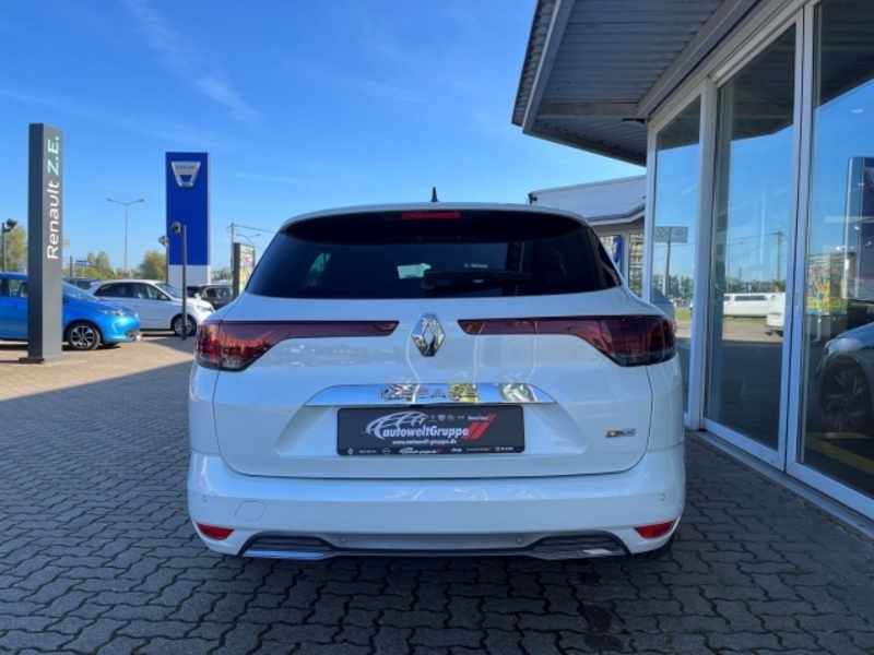 Fahrzeugabbildung Megane Grandtour R.S. Line E-Tech Plug-in 160 Bild 6 von 15