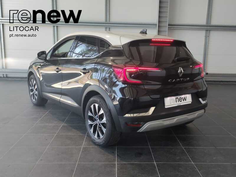 RENAULT Captur Techno — photo 3