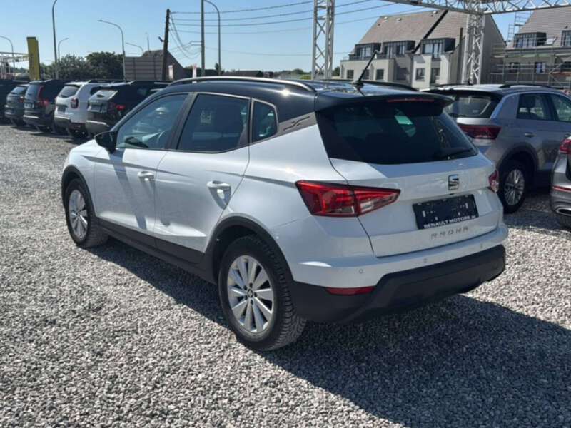 Seat Arona