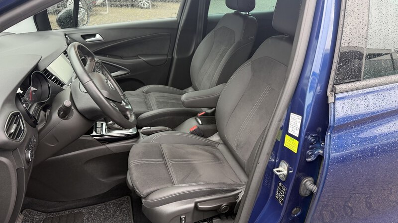 Fahrzeugabbildung Crossland Turbo Bild 9 von 16