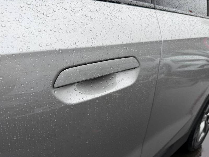 BMW X1 U11