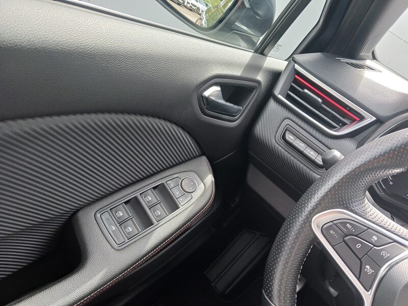 Fahrzeugabbildung Clio 5 R.S-Line TCe 140 Start&Stop MT  Bild 14 von 28