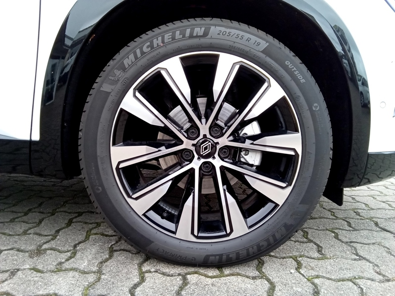 Fahrzeugabbildung Austral Techno Mild Hybrid 160 Automatik Bild 7 von 13