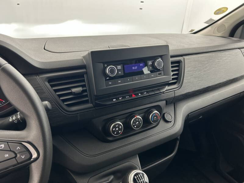 Renault Trafic Combi