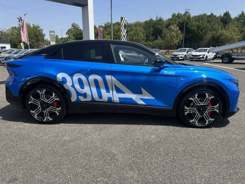 Alpine A390