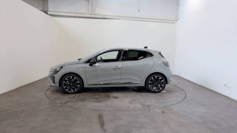 Renault Clio V