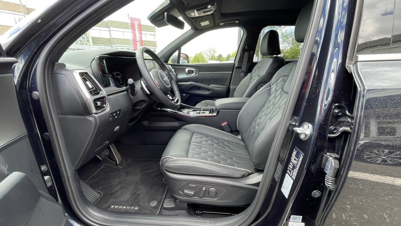 Fahrzeugabbildung Sorento Plug-In Hybrid Patinum 4WD Bild 13 von 18
