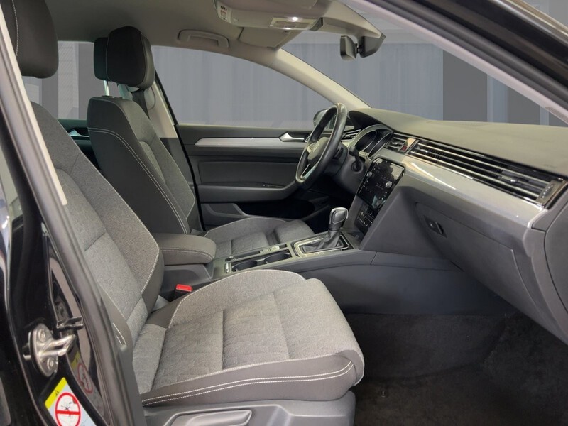 VW Passat Variant