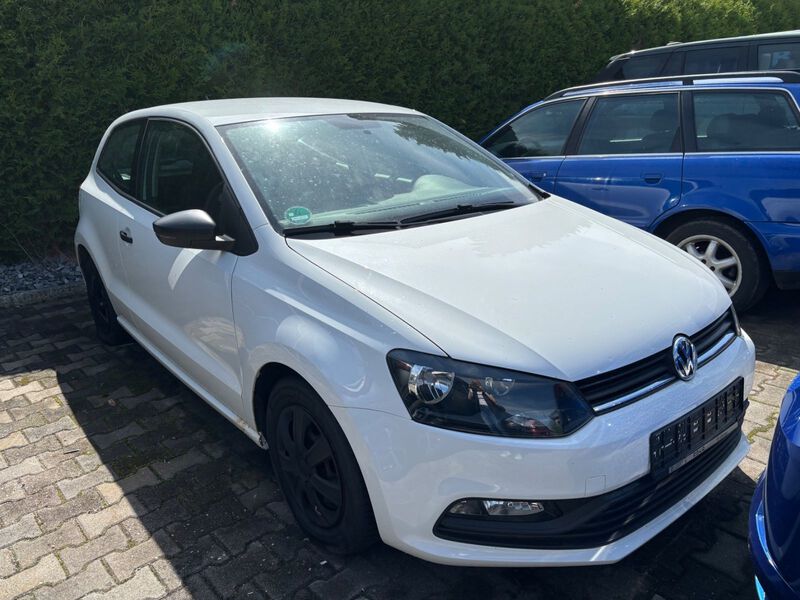 Fahrzeugabbildung Polo POLO 1.0 Bild 2 von 9