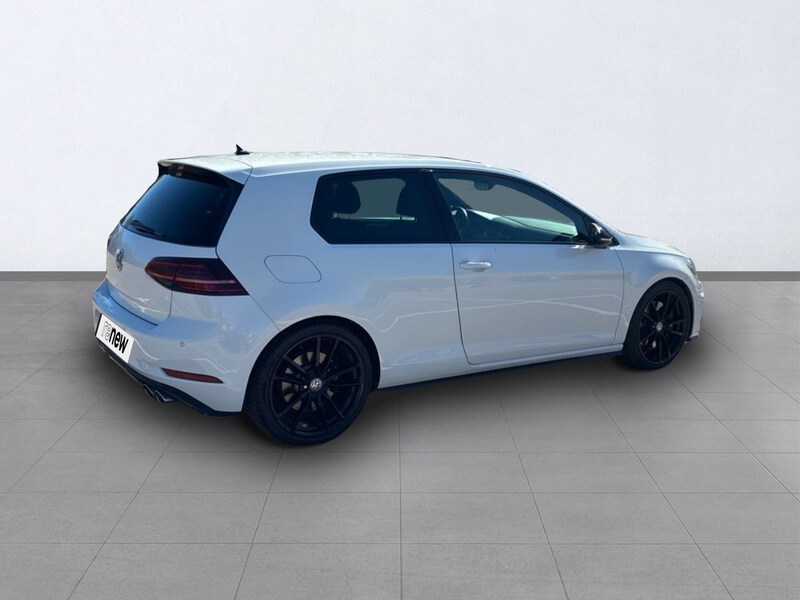 Volkswagen Golf VII