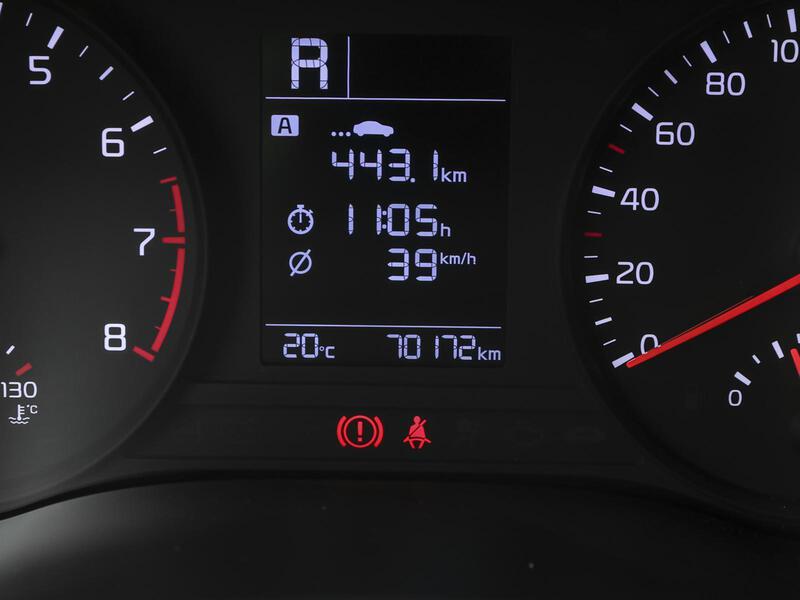Fahrzeugabbildung Stonic NAVI Allwetter Bild 15 von 15
