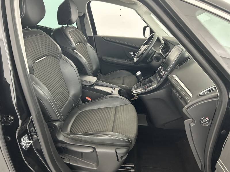 Renault Scenic IV