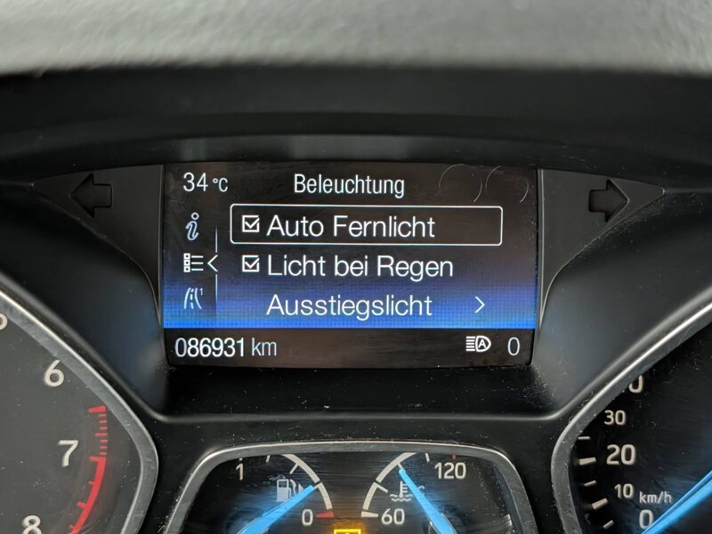 Fahrzeugabbildung Kuga 1.5 EcoBoost ST-Line Sony Keyfree Bild 33 von 44