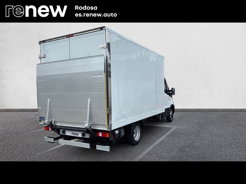 Iveco Defender