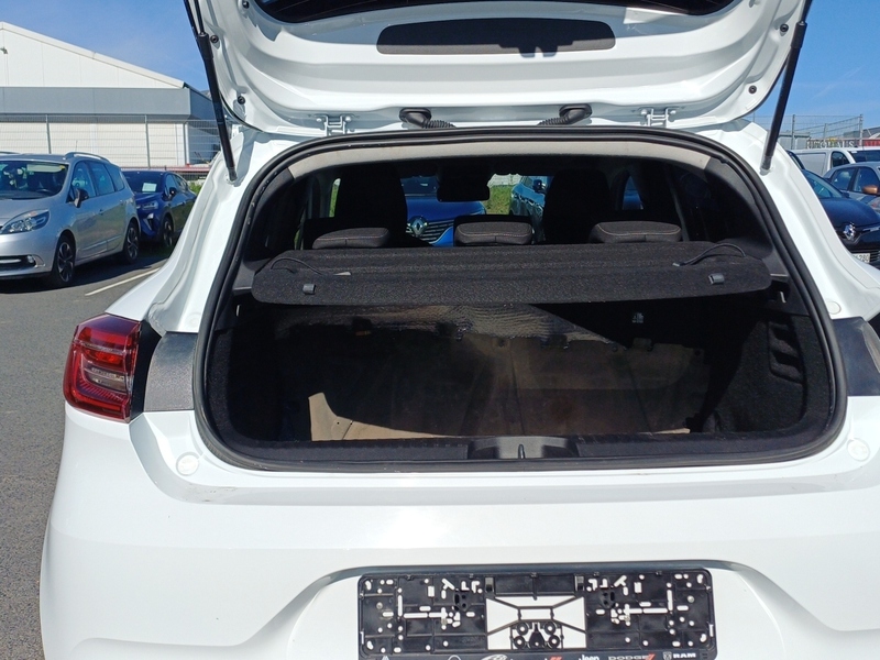 Fahrzeugabbildung Clio  Evolution dCi Bild 13 von 16