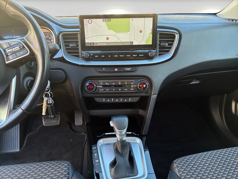 Fahrzeugabbildung XCeed Navi Klima SHZ Bild 10 von 17