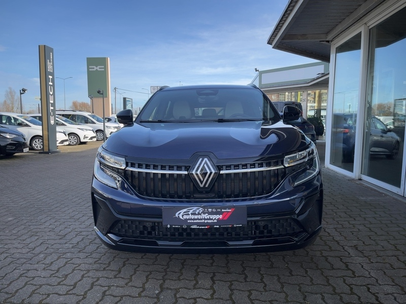 Fahrzeugabbildung Espace Iconic E-Tech 200 Full Hybrid Bild 6 von 13
