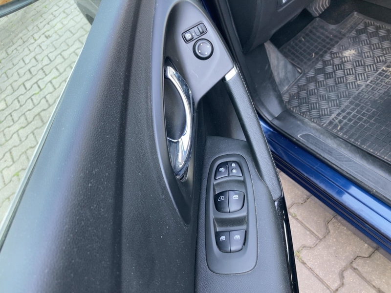 Fahrzeugabbildung Kadjar  Collection 1.2TCe 130 AUTOMATIK SHZ Bild 13 von 20