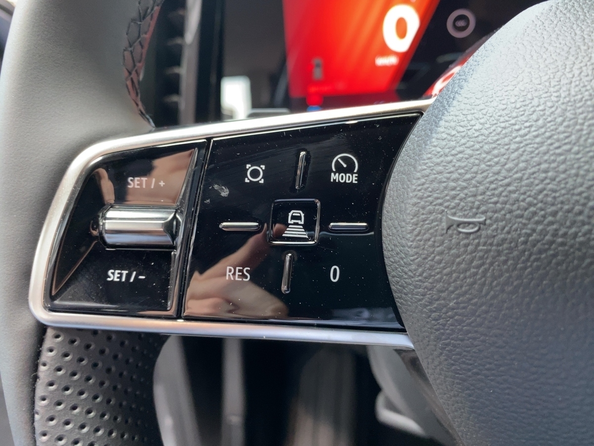 Renault Megane E-TECH – Bild 15