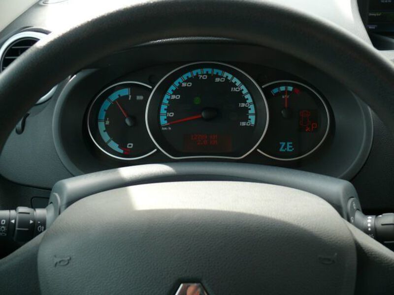 Fahrzeugabbildung Kangoo E-TECH Maxi 2-Sitzer Batteriekauf Bild 19 von 20