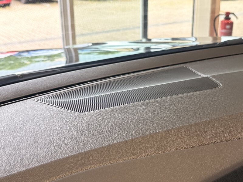 Fahrzeugabbildung Austral Techno Mild Hybrid 160 Automatik Bild 44 von 50
