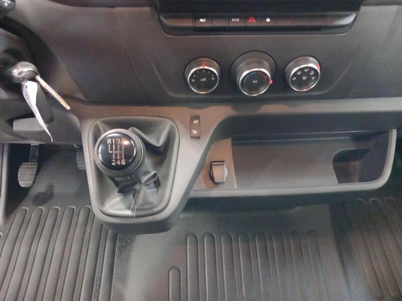 Renault Master Chassis Cabine