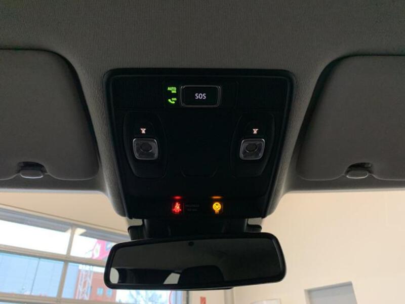 Fahrzeugabbildung Clio Business Edition Bild 13 von 15