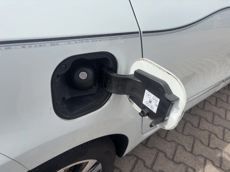 Fahrzeugabbildung Twingo Intens SCe 75 S Bild 13 von 20