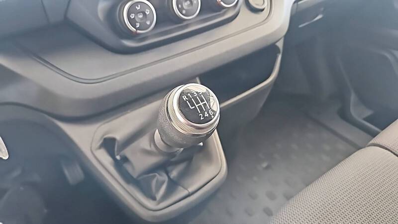 Renault Trafic Combi