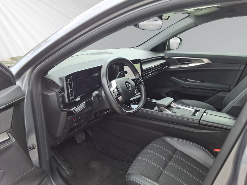 Fahrzeugabbildung Austral 1.3 TCe 160 Mild-Hybrid Bild 7 von 12