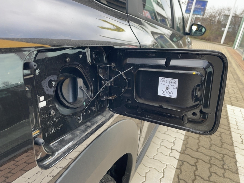 Fahrzeugabbildung Jogger +Klimaautomatik+Kamera+ Bild 26 von 49