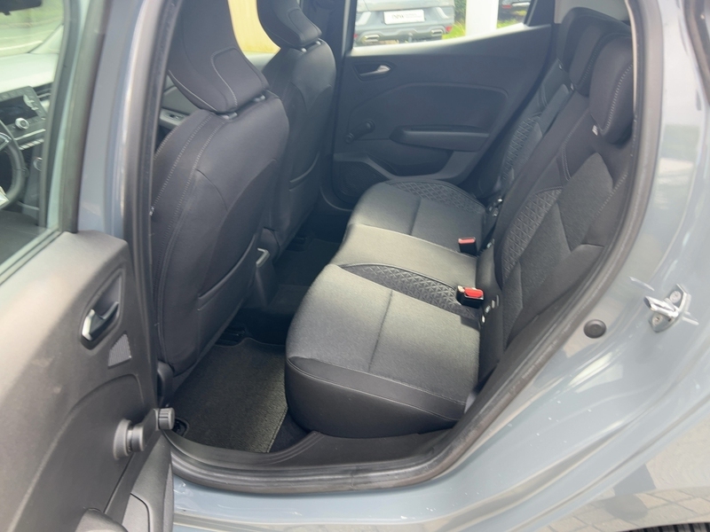 Fahrzeugabbildung Clio V 1.0 TCe 100 Experience Bild 11 von 15
