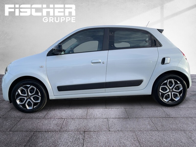 Fahrzeugabbildung Twingo SHZ Kamera Navi Bild 2 von 16